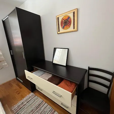 Put Makra 71 Apartment Makarska